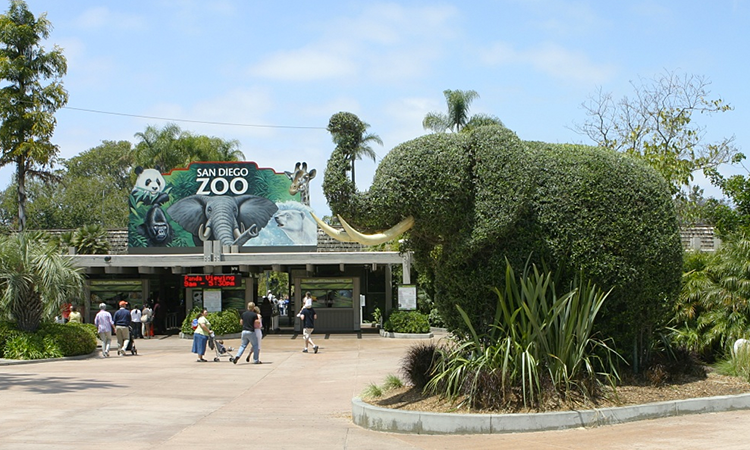 zoo travel