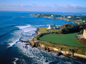 Newport’s Cliff Walk Lets Visitors See a Whole New Side of the City